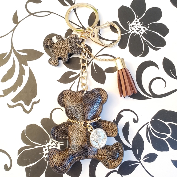 NEW Cute Bear Leather Tassel Keychain/ Purse Charm - Picture 2 of 3